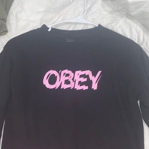 Long sleeve obey tee